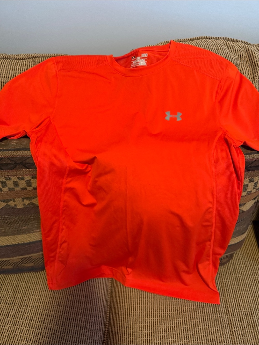 Under Armour Men’s Bright Orange Short Sleeve Performance Tee